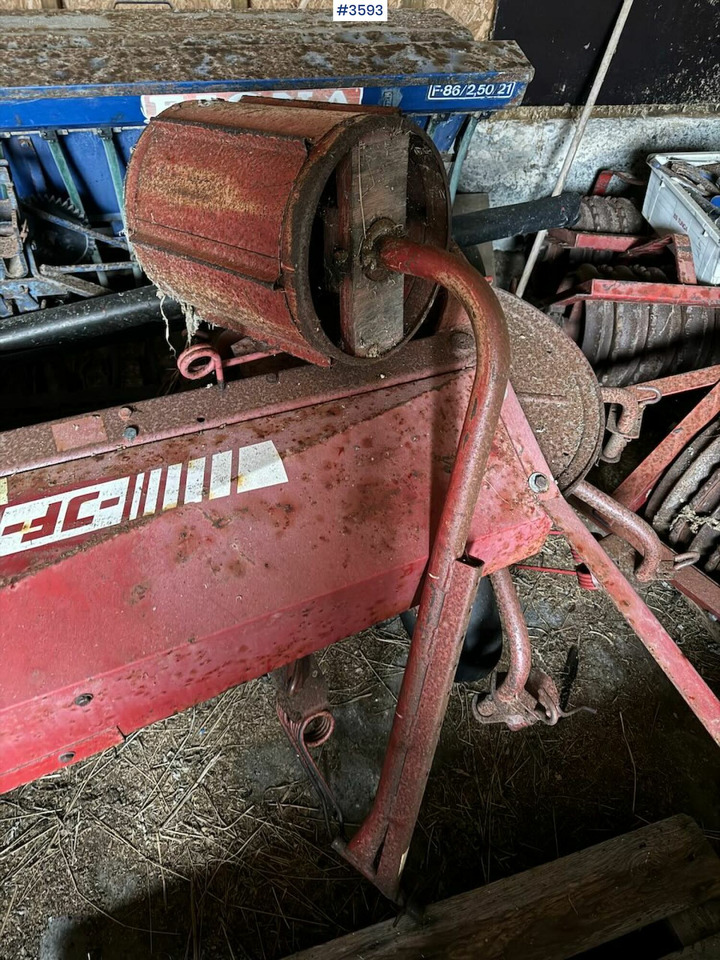 Maquinaria de henificación JF CR 320: foto 10