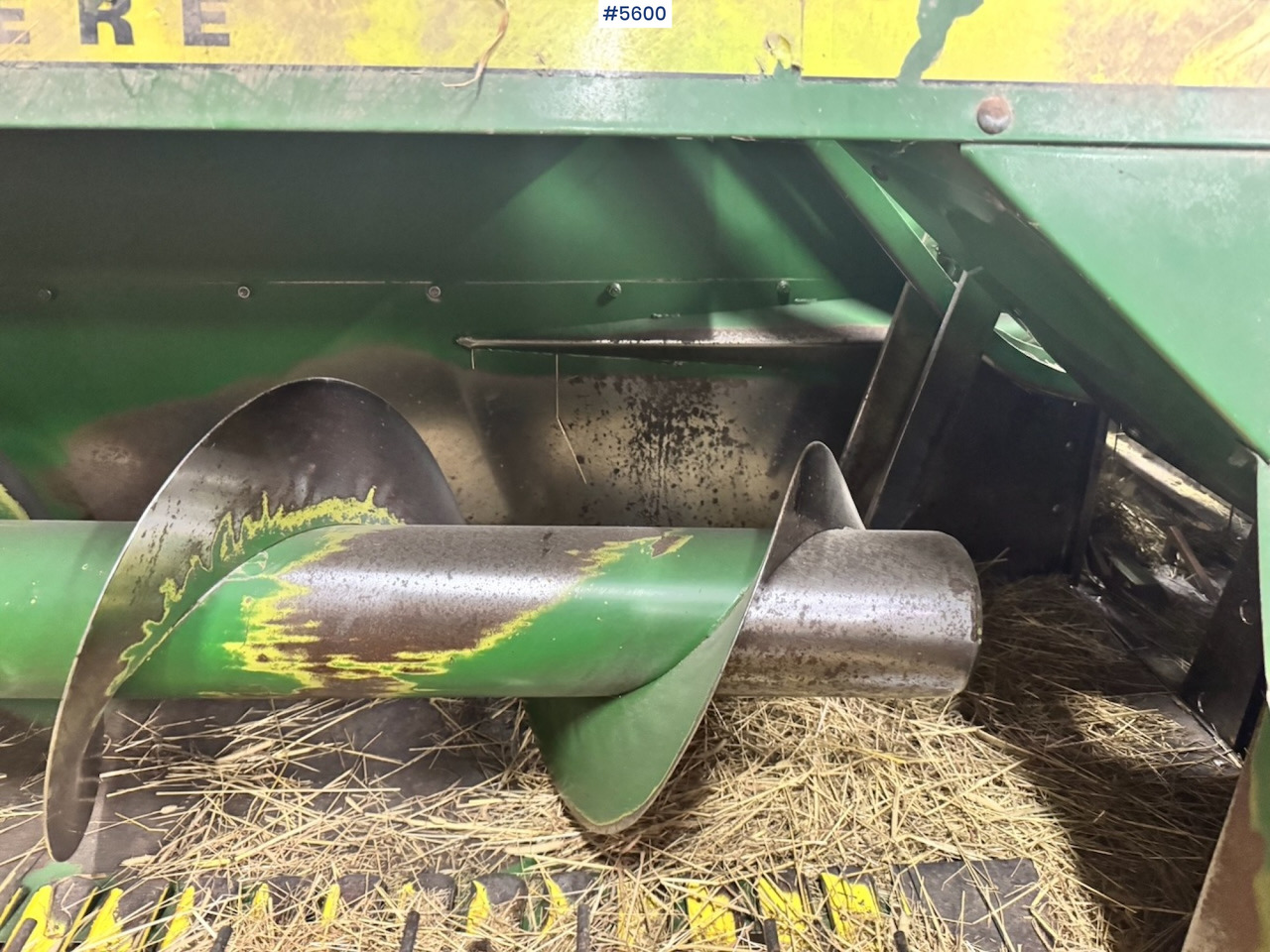 Maquinaria de henificación John Deere 342 Square Baler: foto 11