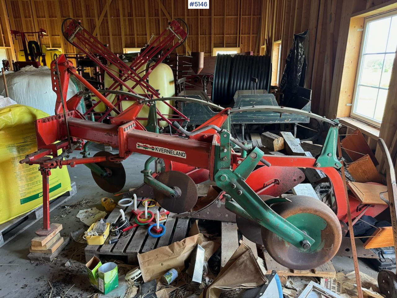 Kverneland Model A 3-furrow plough - Equipo para trabajo del suelo: foto 4 Kverneland Model A 3-furrow plough - Equipo para trabajo del suelo: foto 4