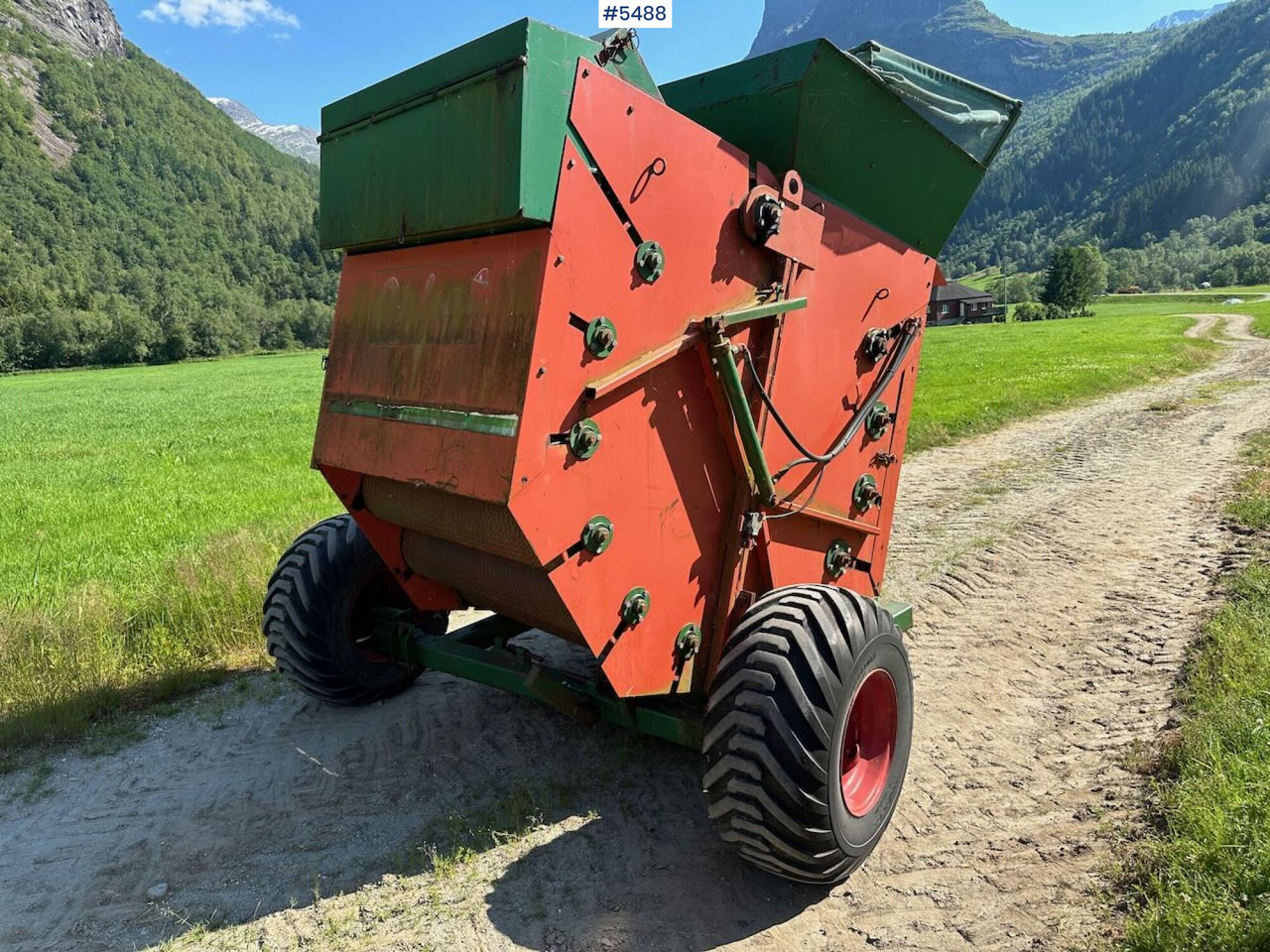 Orkel 1200 Round baler - Maquinaria de henificación: foto 3 Orkel 1200 Round baler - Maquinaria de henificación: foto 3