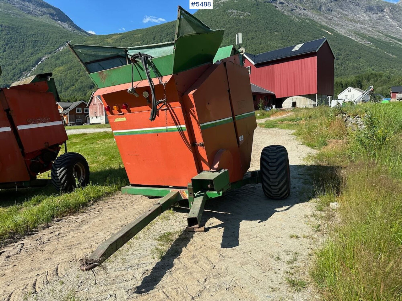 Orkel 1200 Round baler - Maquinaria de henificación: foto 2 Orkel 1200 Round baler - Maquinaria de henificación: foto 2