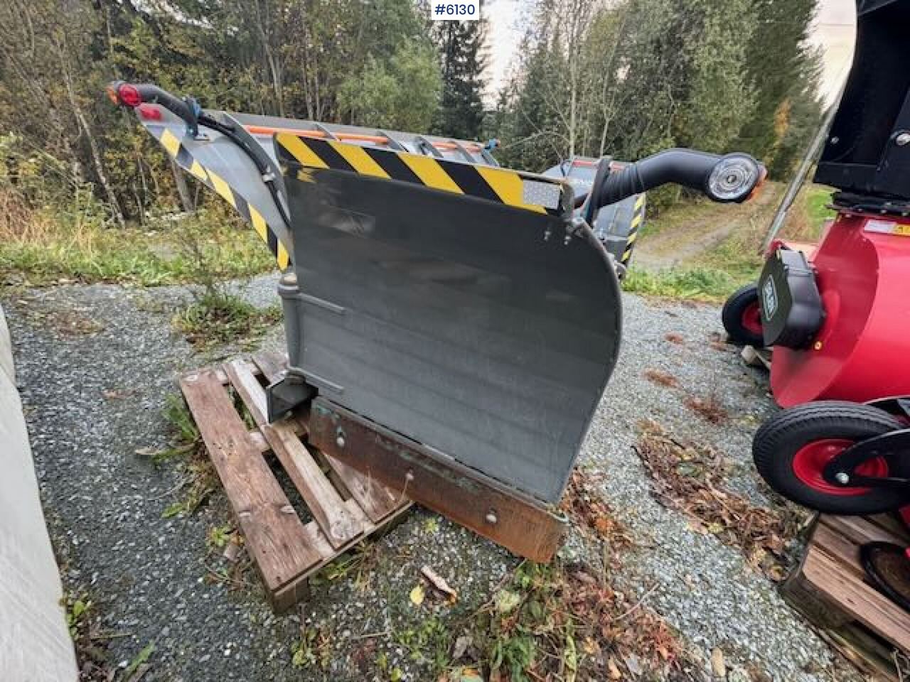 Leasing de 2023 Snowek U420 U-plow w/ remote control! 2023 Snowek U420 U-plow w/ remote control!: foto 13 Leasing de 2023 Snowek U420 U-plow w/ remote control! 2023 Snowek U420 U-plow w/ remote control!: foto 13