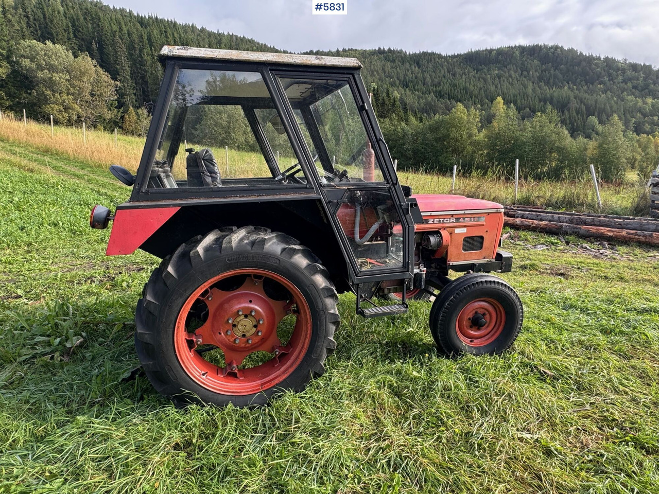 Tractor Zetor 4911: foto 11
