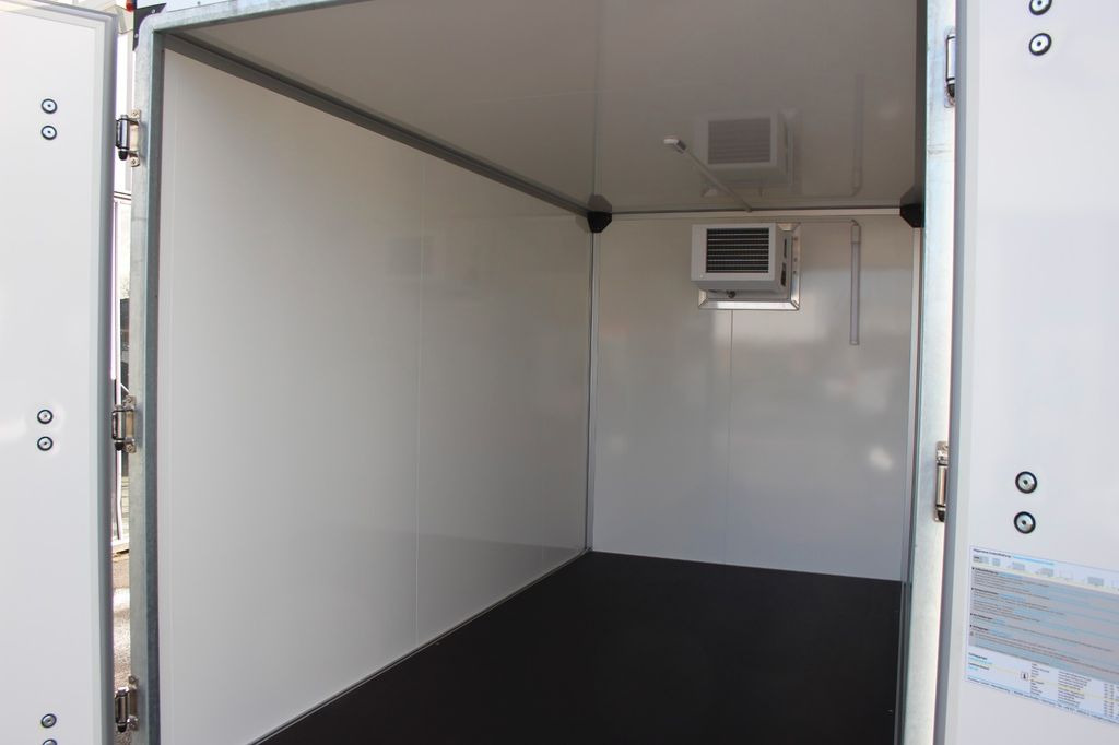 Leasing de Humbaur HK 25 32 18 - 20 PF30 Basic Kühlanhänger  Humbaur HK 25 32 18 - 20 PF30 Basic Kühlanhänger: foto 8