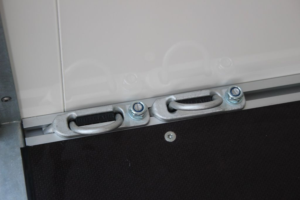 Leasing de Humbaur HK 25 32 18 - 20 PF30 Basic Kühlanhänger  Humbaur HK 25 32 18 - 20 PF30 Basic Kühlanhänger: foto 10