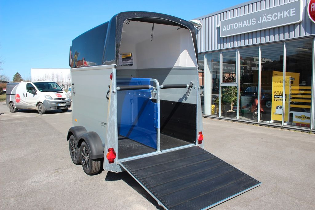 Humbaur XANTHOS AERO 2400 Sattelkammer 100KMH Pferdeanhä - Remolque para caballos: foto 5 Humbaur XANTHOS AERO 2400 Sattelkammer 100KMH Pferdeanhä - Remolque para caballos: foto 5