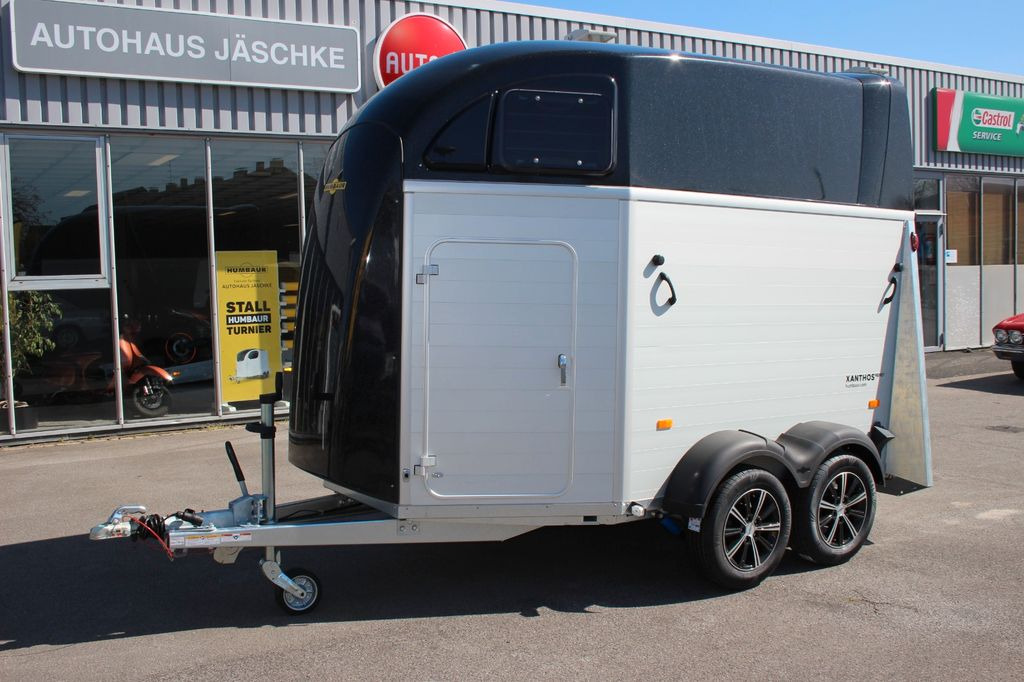 Humbaur XANTHOS AERO 2400 Sattelkammer 100KMH Pferdeanhä - Remolque para caballos: foto 2 Humbaur XANTHOS AERO 2400 Sattelkammer 100KMH Pferdeanhä - Remolque para caballos: foto 2