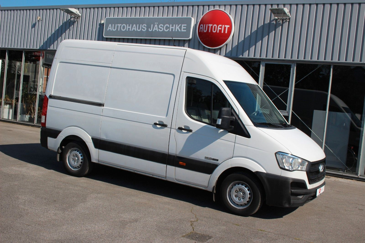 Hyundai H350 Klima L2H2 1.Hand 137tKM - Furgoneta de pasajeros: foto 1 Hyundai H350 Klima L2H2 1.Hand 137tKM - Furgoneta de pasajeros: foto 1