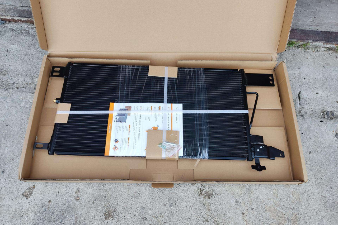 Scania R,P condenser NRF - Condensador para Camión: foto 1 Scania R,P condenser NRF - Condensador para Camión: foto 1