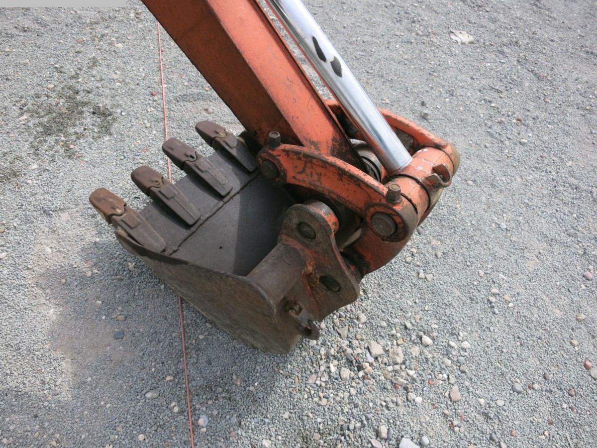 HITACHI EX26 - Miniexcavadora: foto 2 HITACHI EX26 - Miniexcavadora: foto 2