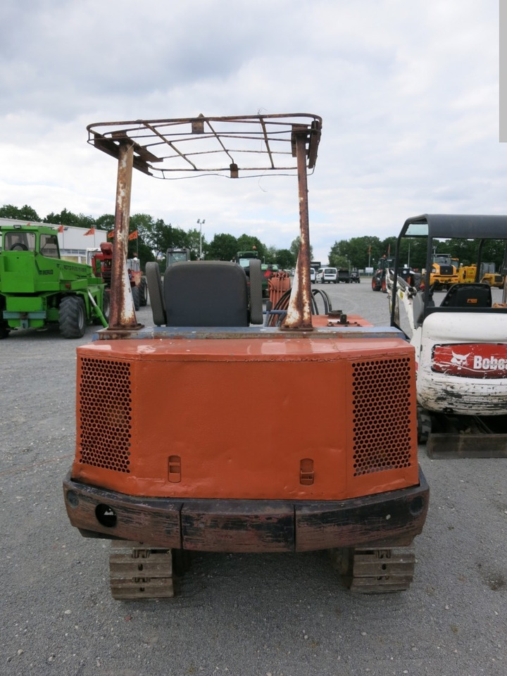 HITACHI EX26 - Miniexcavadora: foto 4 HITACHI EX26 - Miniexcavadora: foto 4