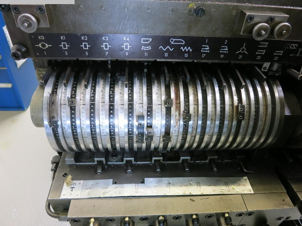 Máquina para metal INDEX ER 25: foto 5