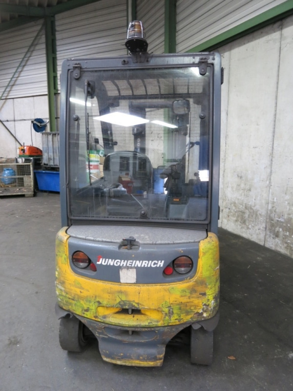 JUNGHEINRICH EFG 425 K - Carretilla elevadora eléctrica: foto 2 JUNGHEINRICH EFG 425 K - Carretilla elevadora eléctrica: foto 2