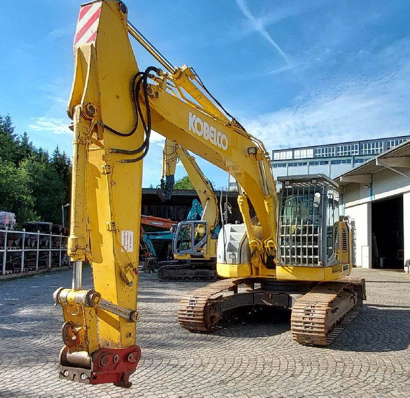 New Holland E235B SRNLC - Excavadora de cadenas: foto 1 New Holland E235B SRNLC - Excavadora de cadenas: foto 1