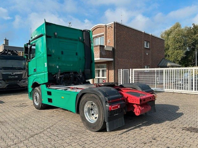 Mercedes-Benz 1851 Actros SZM mit Kipper-Pumpe MP 6 - Cabeza tractora: foto 4 Mercedes-Benz 1851 Actros SZM mit Kipper-Pumpe MP 6 - Cabeza tractora: foto 4
