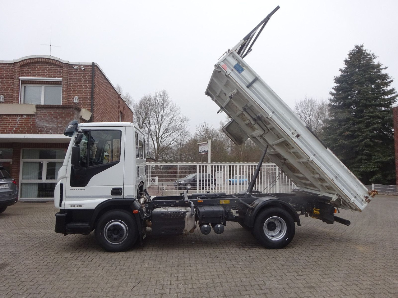 Iveco 80-120 Eurocargo MEILLER 3SKipper 4x2 - Camión volquete: foto 2 Iveco 80-120 Eurocargo MEILLER 3SKipper 4x2 - Camión volquete: foto 2