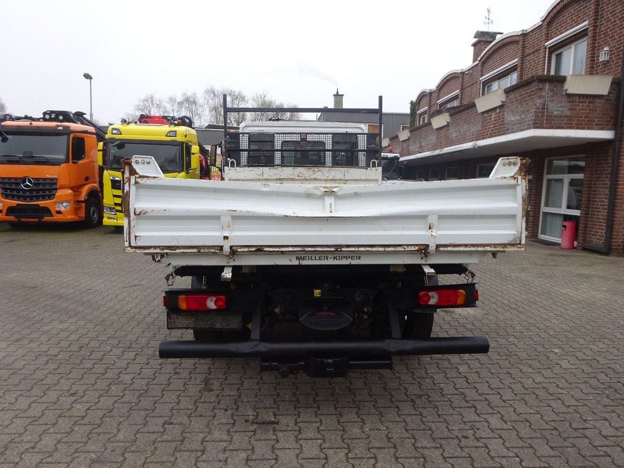Camión volquete nuevo Iveco 80-120 Eurocargo MEILLER 3SKipper 4x2: foto 11