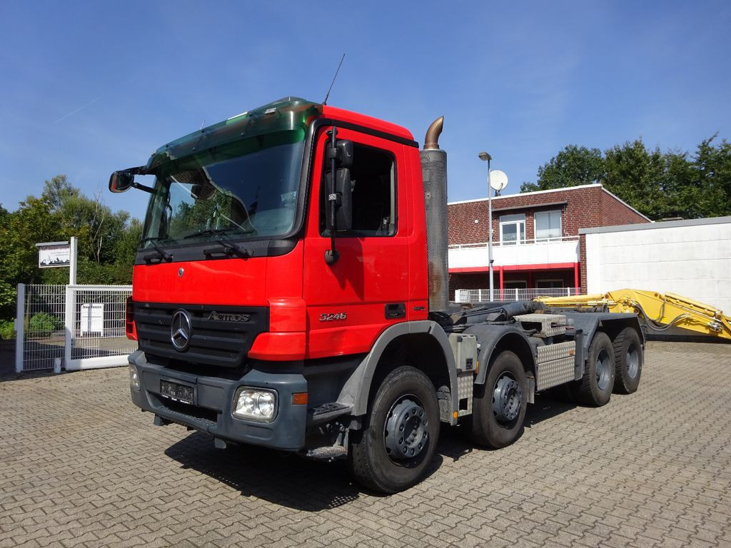 Mercedes-Benz 3246 Actros Abroller K45 8x4 Knickhacken - Camión multibasculante: foto 5 Mercedes-Benz 3246 Actros Abroller K45 8x4 Knickhacken - Camión multibasculante: foto 5
