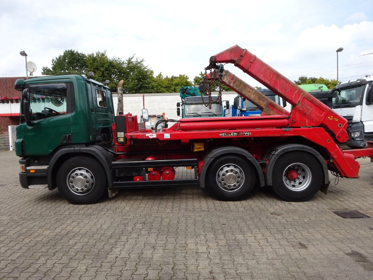 Scania P310 Absetzkipper MEILLER mit Lift+Lenkachse 6x2 - Camión volquete: foto 4 Scania P310 Absetzkipper MEILLER mit Lift+Lenkachse 6x2 - Camión volquete: foto 4