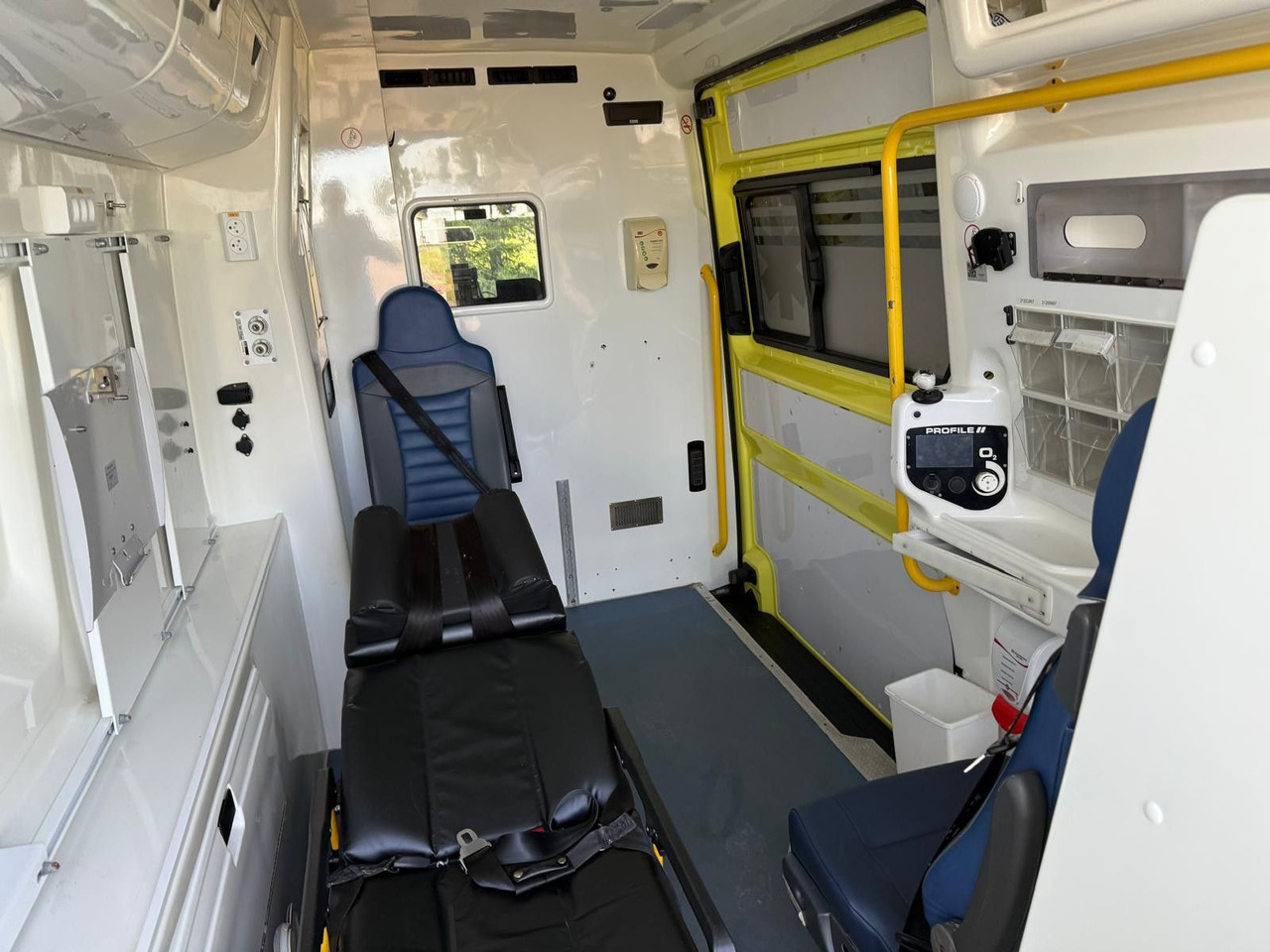 Ambulancia MAN TGE 4.180 Ambulance * 29 800 € netto *RESERVED: foto 19