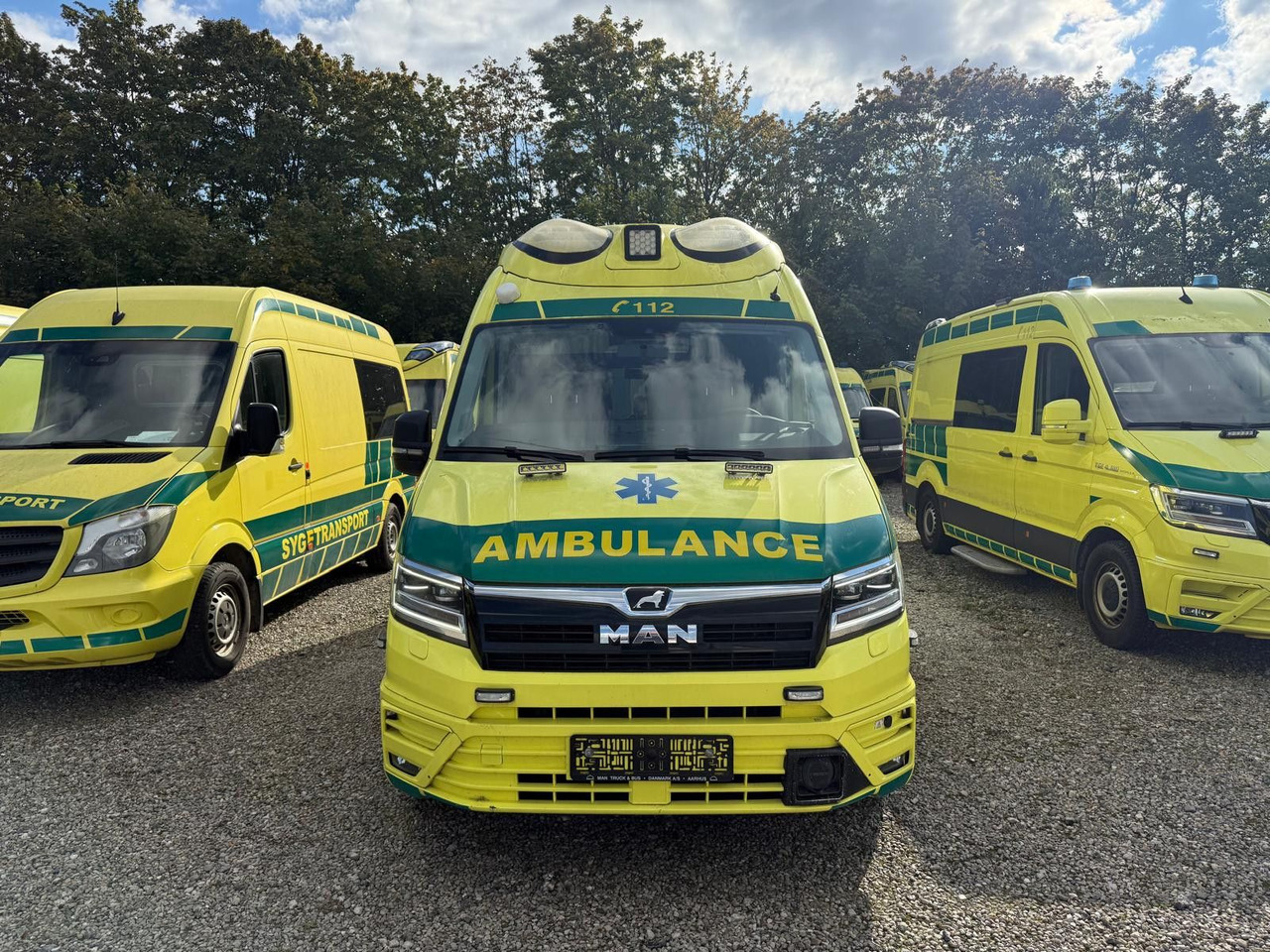 MAN TGE 4.180 Ambulance * 33 400 € netto - Ambulancia: foto 5 MAN TGE 4.180 Ambulance * 33 400 € netto - Ambulancia: foto 5