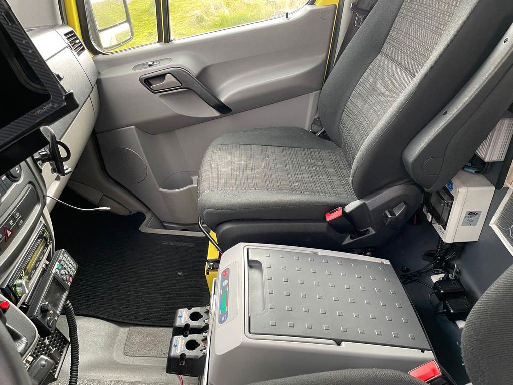 Ambulancia Mercedes-Benz Sprinter 316 CDI Ambulance Electric STRYKER Bed: foto 11
