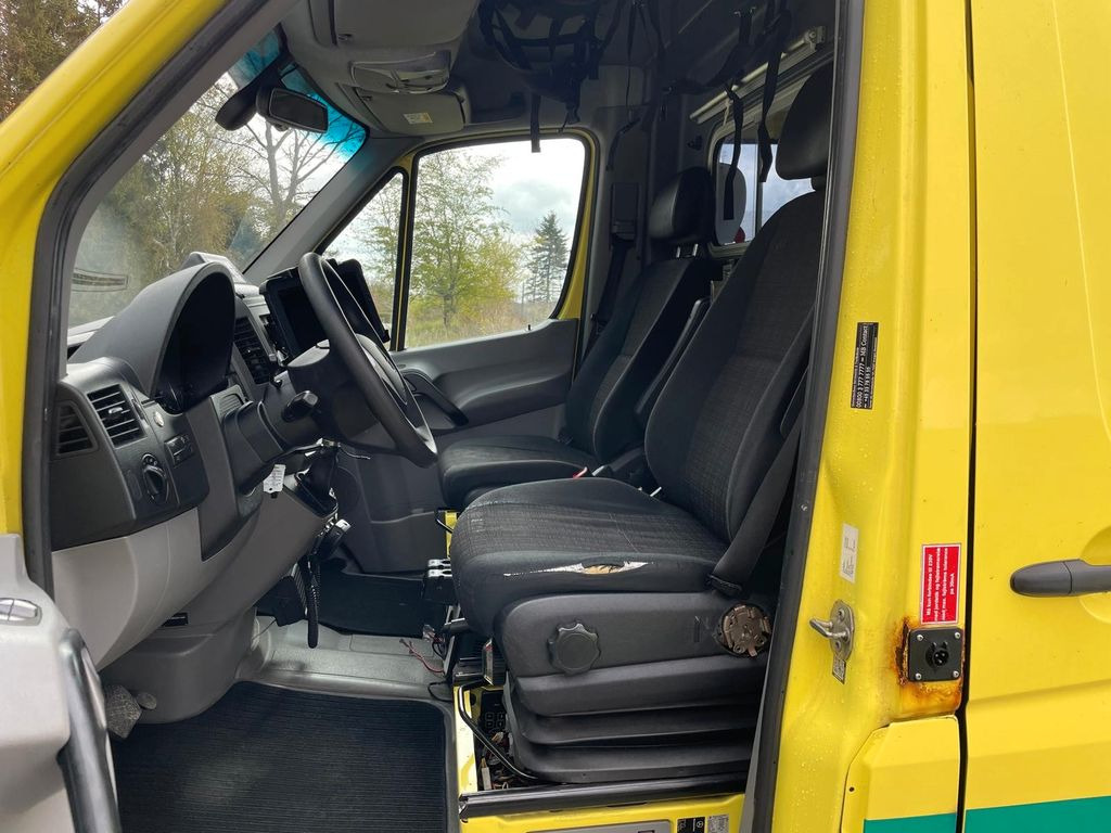 Ambulancia Mercedes-Benz Sprinter 316 CDI Ambulance Electric STRYKER Bed: foto 9