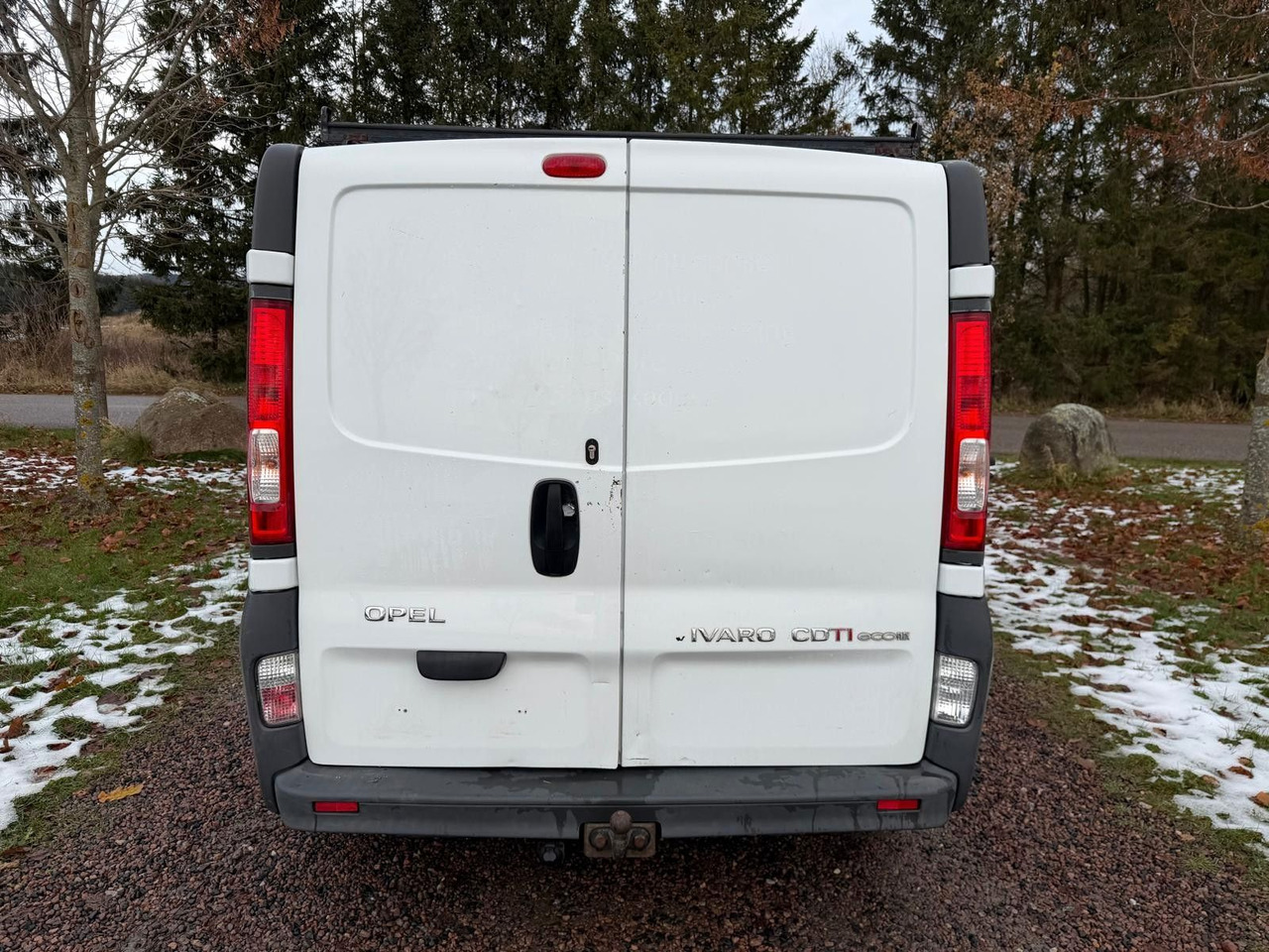 Opel Vivaro 2.0 CDTi *A/C *Long *nur 119000km - Furgoneta de pasajeros: foto 4 Opel Vivaro 2.0 CDTi *A/C *Long *nur 119000km - Furgoneta de pasajeros: foto 4