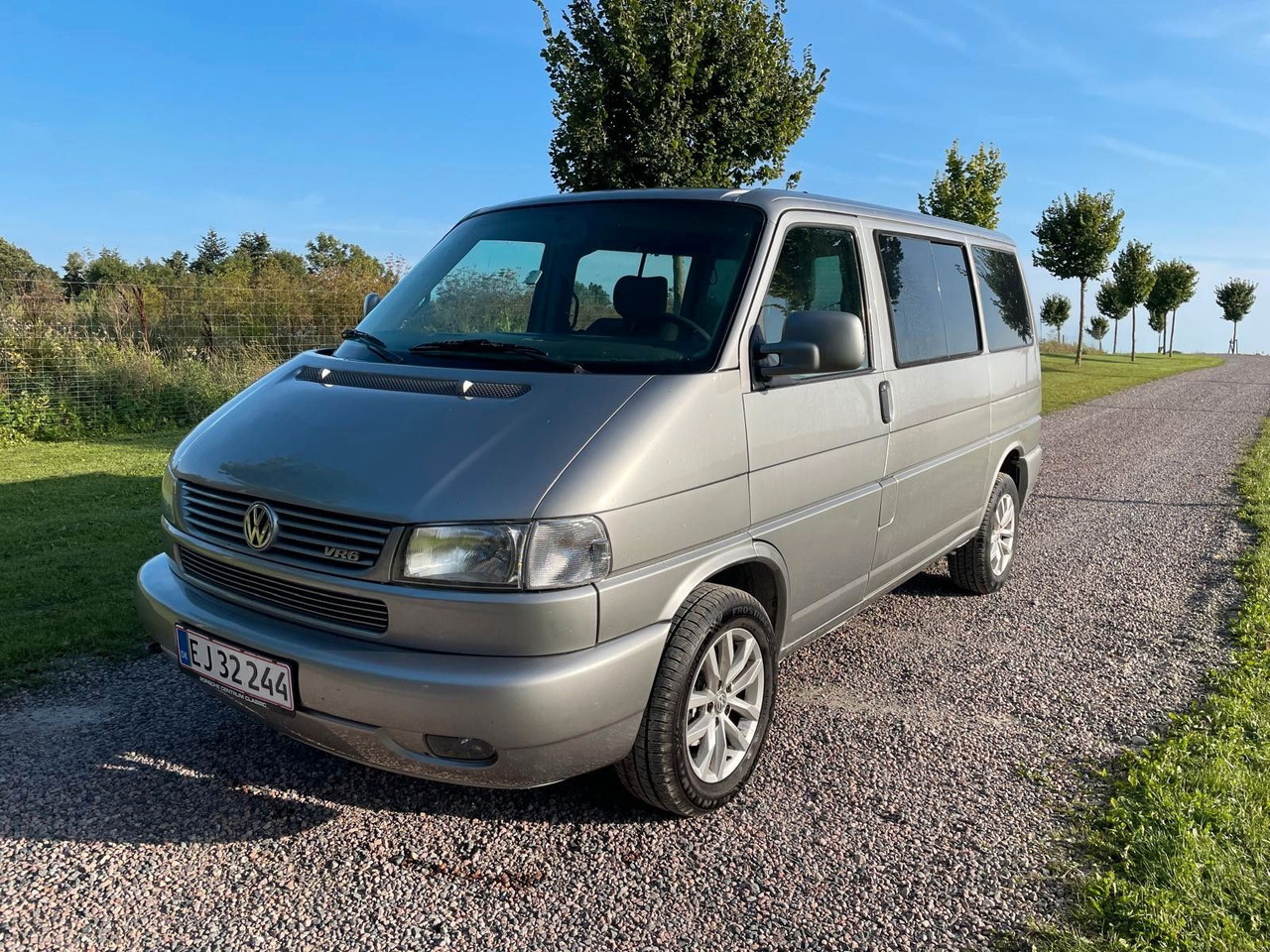 Volkswagen T4 Multivan Bus VR6 - Furgoneta de pasajeros: foto 1 Volkswagen T4 Multivan Bus VR6 - Furgoneta de pasajeros: foto 1