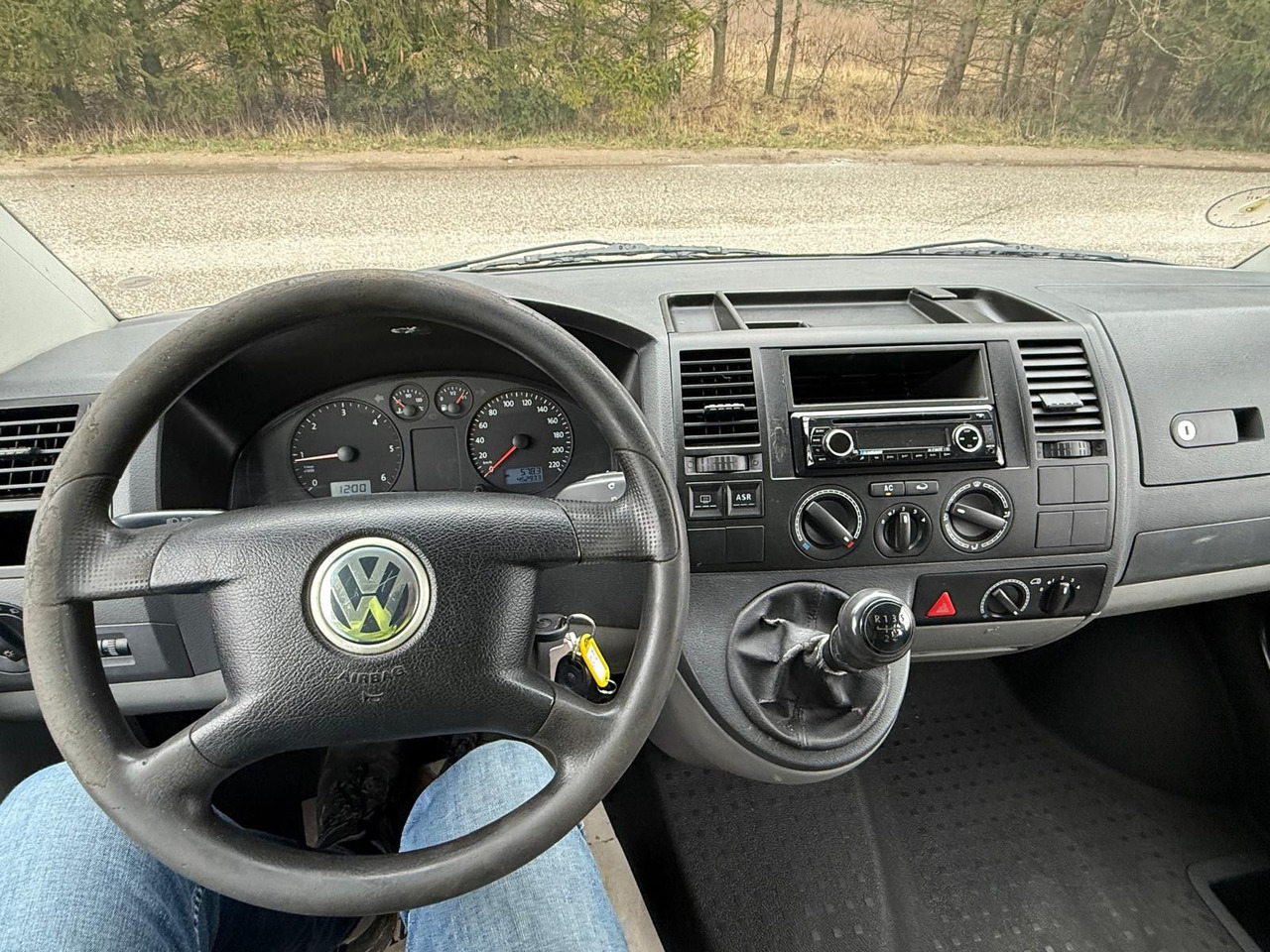 Furgoneta de pasajeros Volkswagen T5 Transporter 1.9 TDI *9 Sitze * 3900 €: foto 18 Furgoneta de pasajeros Volkswagen T5 Transporter 1.9 TDI *9 Sitze * 3900 €: foto 18