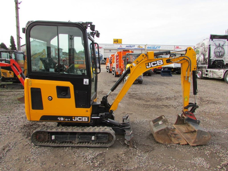 JCB 19 C-1 Minibagger 18.500 EUR - Miniexcavadora: foto 4 JCB 19 C-1 Minibagger 18.500 EUR - Miniexcavadora: foto 4