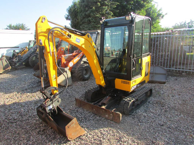 JCB 19 C-1 PC Minibagger 18.500 EUR - Miniexcavadora: foto 2 JCB 19 C-1 PC Minibagger 18.500 EUR - Miniexcavadora: foto 2