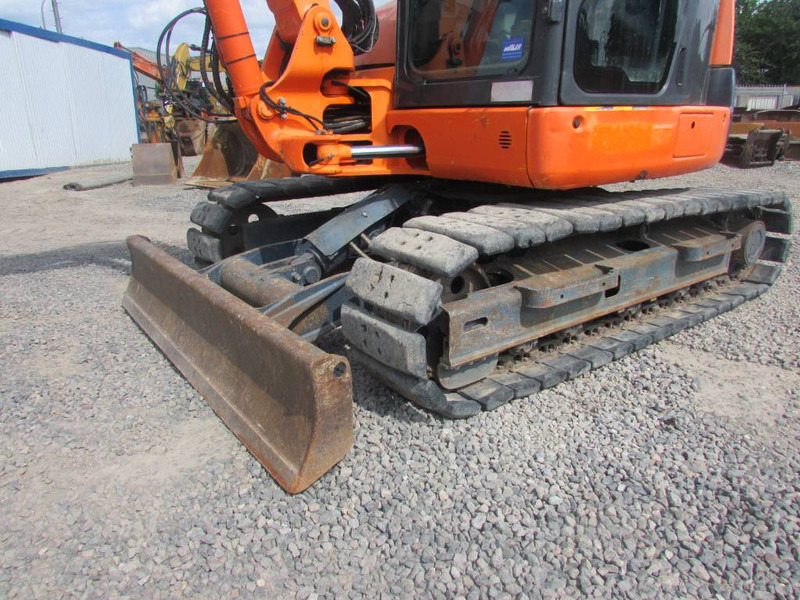 Komatsu PC 80 MR-3 /31.000 EUR - Miniexcavadora: foto 2 Komatsu PC 80 MR-3 /31.000 EUR - Miniexcavadora: foto 2