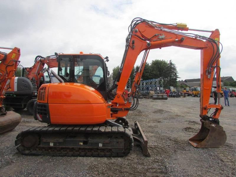 Komatsu PC 80 MR-3 Kettenbagger 31.000 EUR - Miniexcavadora: foto 4 Komatsu PC 80 MR-3 Kettenbagger 31.000 EUR - Miniexcavadora: foto 4