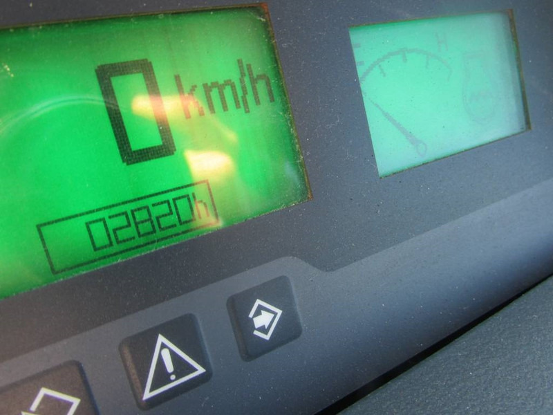 Cargadora de ruedas Komatsu WA 100 M-7 Radlader 31.000 EUR: foto 10