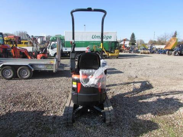 Kubota U 10-5 Side Lever Minibagger 21.500 EUR - Miniexcavadora: foto 5 Kubota U 10-5 Side Lever Minibagger 21.500 EUR - Miniexcavadora: foto 5