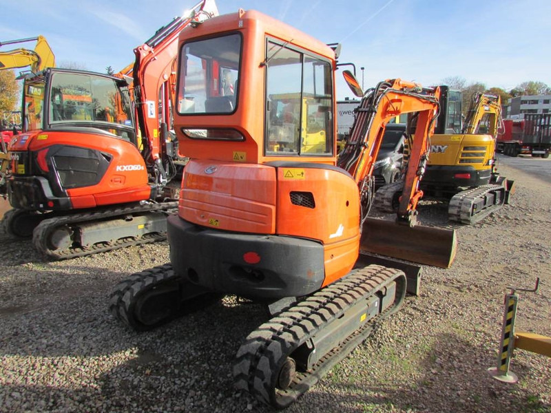 Kubota U 35-3 alpha 3 Minibagger 22.000 EUR - Miniexcavadora: foto 5 Kubota U 35-3 alpha 3 Minibagger 22.000 EUR - Miniexcavadora: foto 5