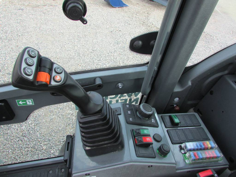 Cargadora de ruedas WACKER NEUSON WL 60 Radlader 48.500 EUR: foto 12