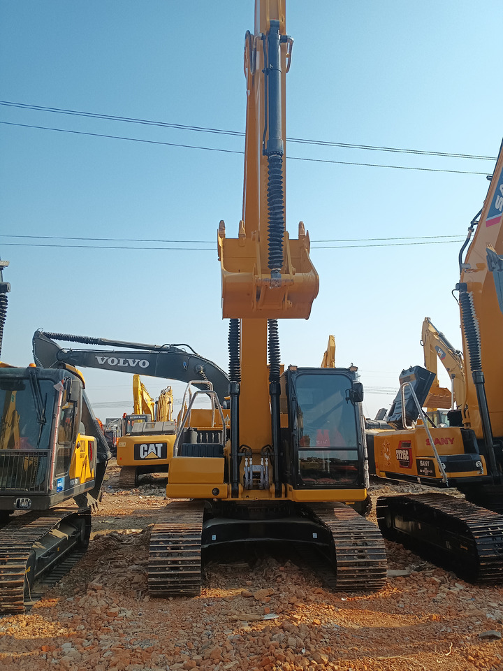Excavadora de cadenas CATERPILLAR 320GC: foto 8