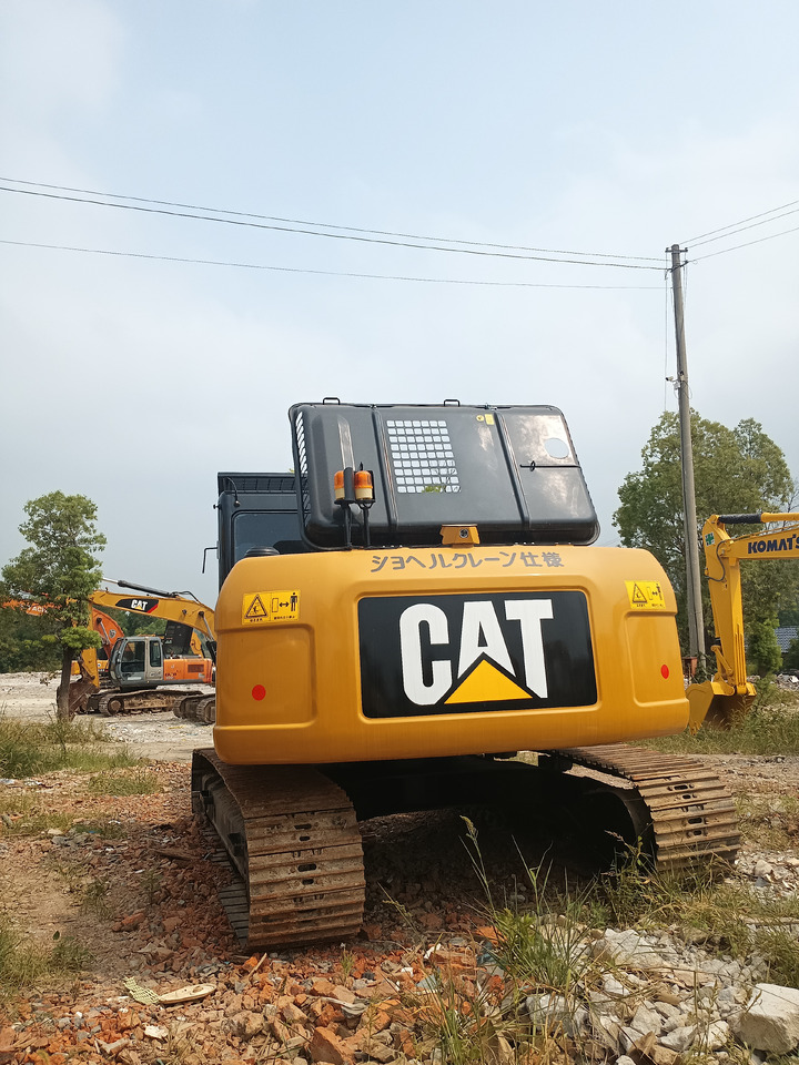CATERPILLAR 323D2L - Excavadora de cadenas: foto 4 CATERPILLAR 323D2L - Excavadora de cadenas: foto 4