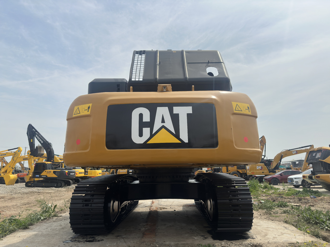 CATERPILLAR 330D2 - Excavadora de cadenas: foto 3 CATERPILLAR 330D2 - Excavadora de cadenas: foto 3