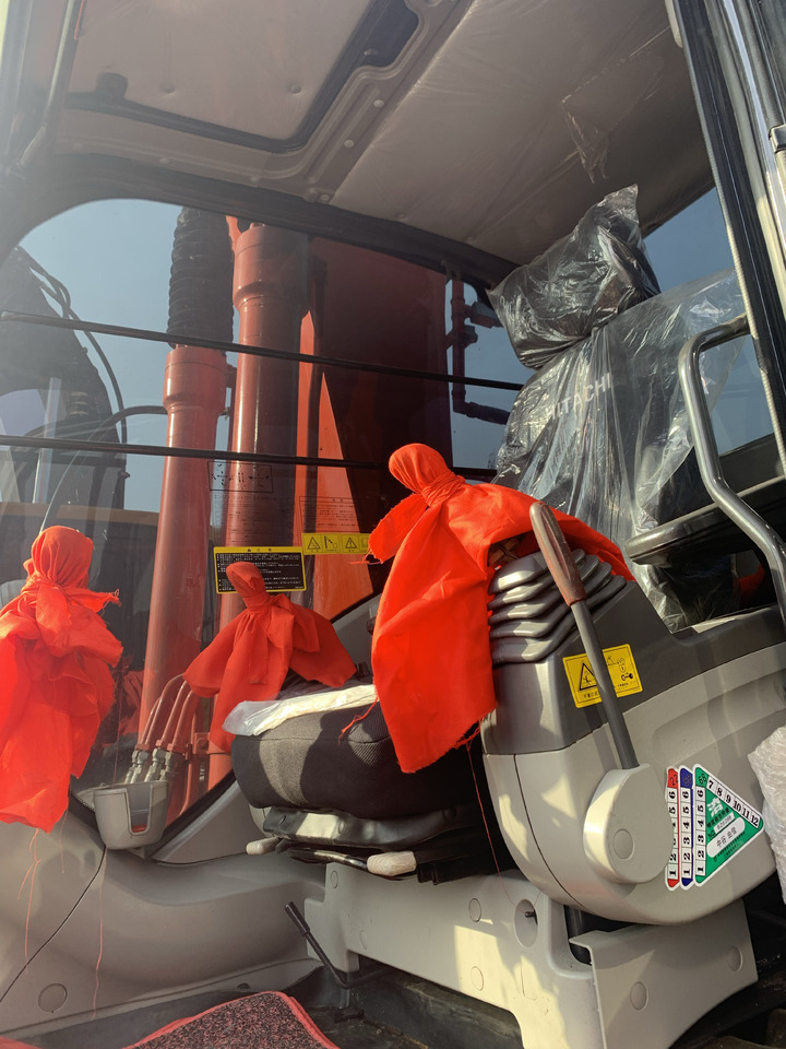 Leasing de HITACHI ZX200-3 HITACHI ZX200-3: foto 9