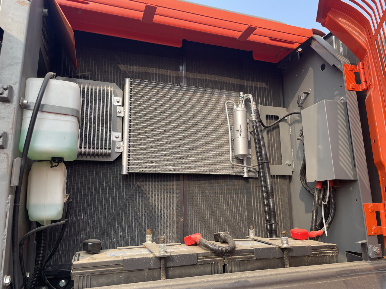 HITACHI ZX240 - Excavadora de cadenas: foto 3 HITACHI ZX240 - Excavadora de cadenas: foto 3