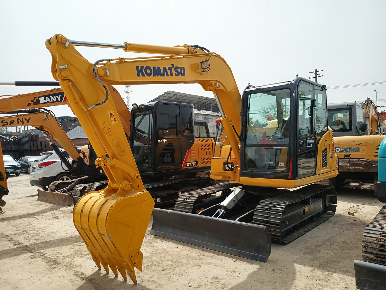 KOMATSU PC60-8 - Excavadora de cadenas: foto 2 KOMATSU PC60-8 - Excavadora de cadenas: foto 2