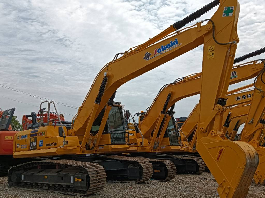 Komatsu PC 210-8 - Excavadora de cadenas: foto 3 Komatsu PC 210-8 - Excavadora de cadenas: foto 3