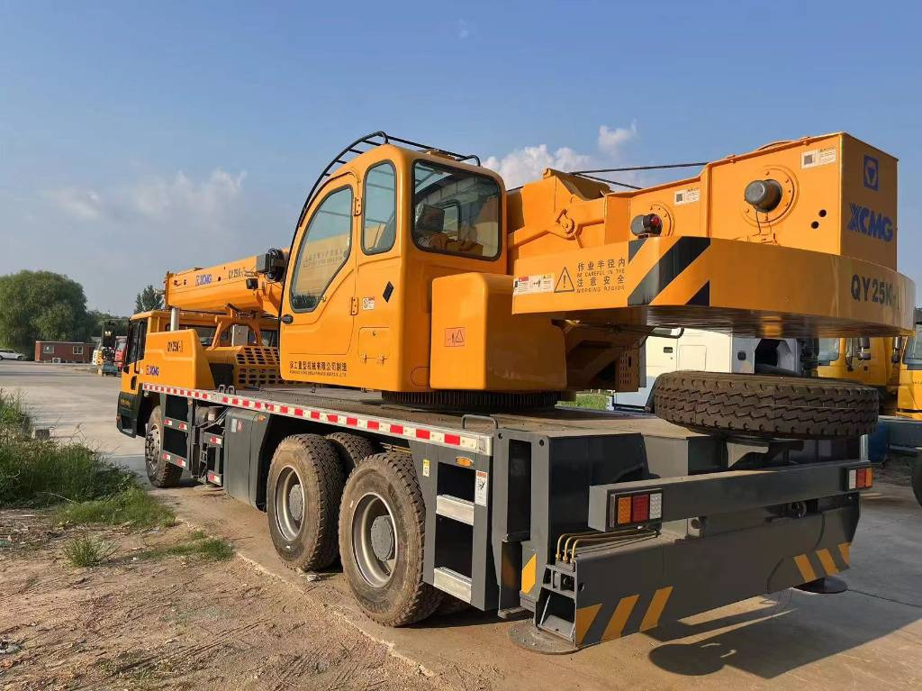 Autogrúa XCMG QY25K-II: foto 7