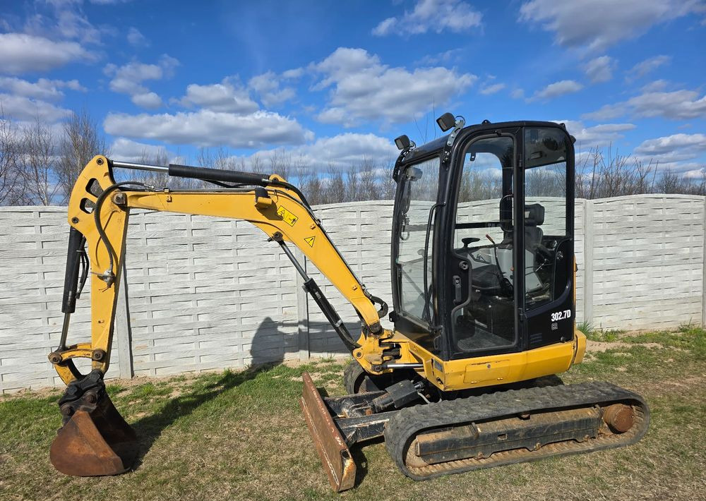 Caterpillar - Miniexcavadora: foto 1 Caterpillar - Miniexcavadora: foto 1