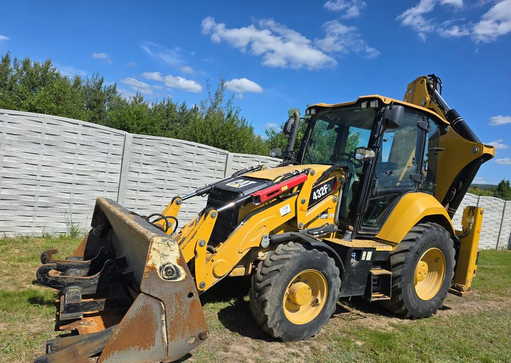 Caterpillar - Retroexcavadora: foto 1 Caterpillar - Retroexcavadora: foto 1