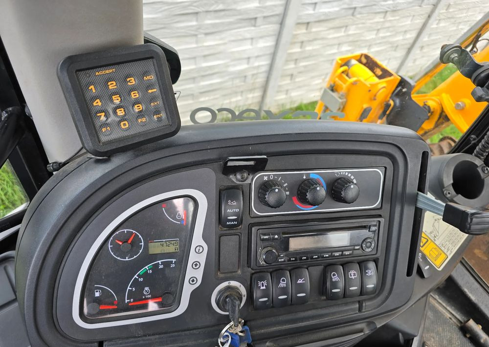 JCB - Retroexcavadora: foto 4 JCB - Retroexcavadora: foto 4