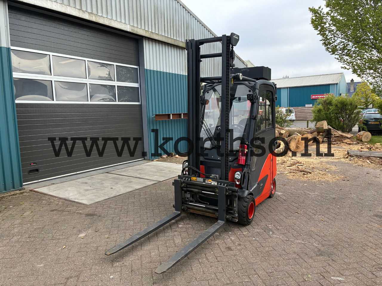 LINDE E 20 EVO - Carretilla elevadora eléctrica: foto 3 LINDE E 20 EVO - Carretilla elevadora eléctrica: foto 3